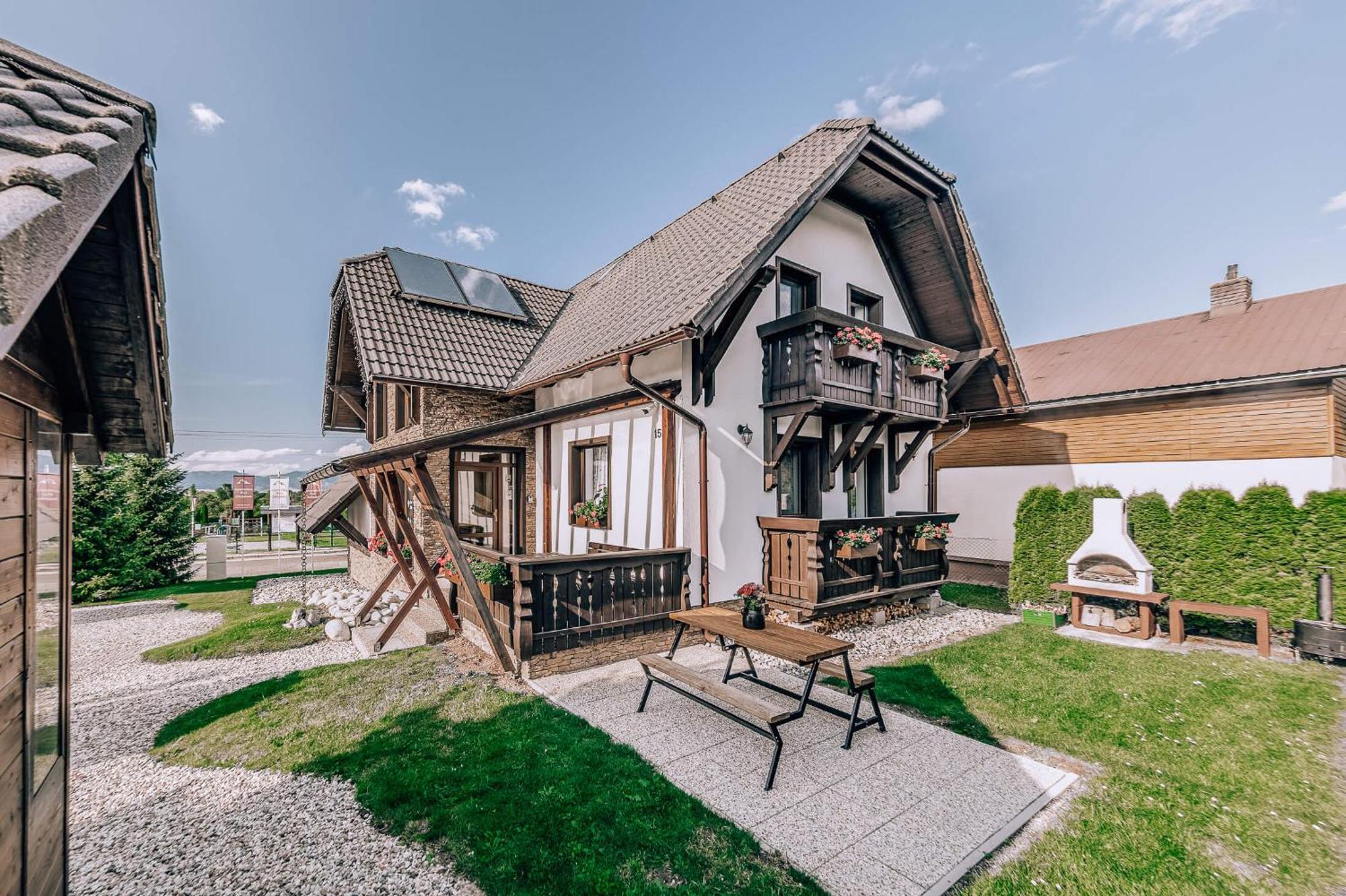 Apartmany Pod Chopkom Pavčina Lehota Eksteriør bilde